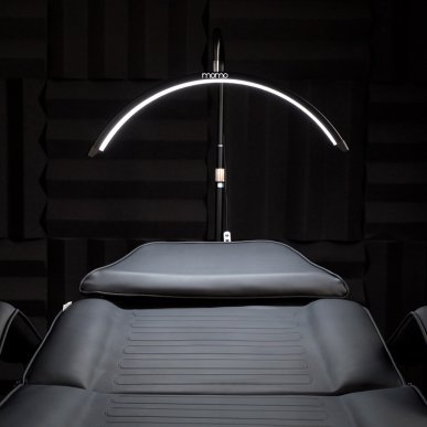 Professionele behandellamp voor wimpers MOMO MX6 zwart voor wimperstyling en nauwkeurige beautybehandelingen