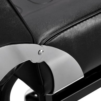Professionele cosmetische stoel Basic 210 zwart voor salonmeubilair en comfortabel gebruik tijdens behandelingen
