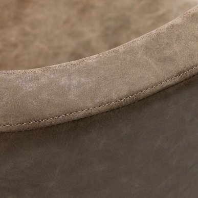 Professionele kappersstoel Gabbiano Roma old brown met hoogteverstelling voor comfortabel knippen in salon en barbershop