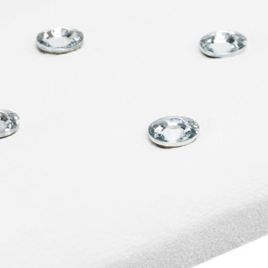 Manicure-armsteun Momo Diamond Velour ecru voor professioneel salonwerk en comfortabel werken bij manicure, gel en hybride lak