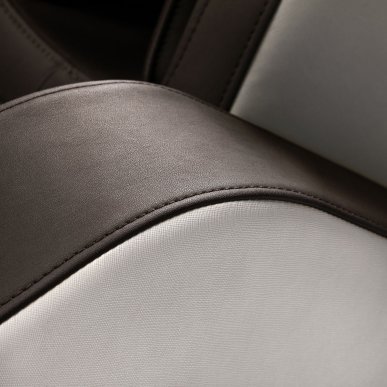 Professionele massagestoel Sakura Comfort Plus 806 bruin voor ontspanning, wellness en herstel in salon en thuis