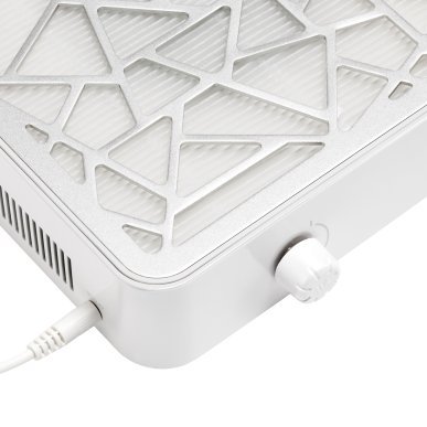 Nagelstofafzuiger Momo P10 Pro voor manicure voor comfortabel en hygiënisch salonwerk en een georganiseerde werkplek