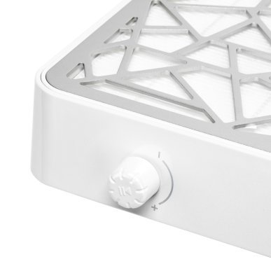 Nagelstofafzuiger Momo P10 Pro voor manicure voor comfortabel en hygiënisch salonwerk en een georganiseerde werkplek