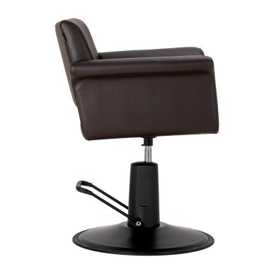 Kappersstoel Gabbiano Lucca bruin met hydraulische zithoogteverstelling voor professioneel salonwerk en klantcomfort