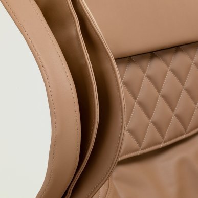 Massagestoel Sakura Luxury 808 wit-beige voor thuis, spa en wellness met lichaamsdetectie en ontspanningsprogramma’s