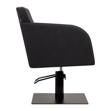 Professionele kappersstoel Gabbiano Elda zwart met hydraulische hoogteverstelling voor knippen, kleuren en stylen in de salon