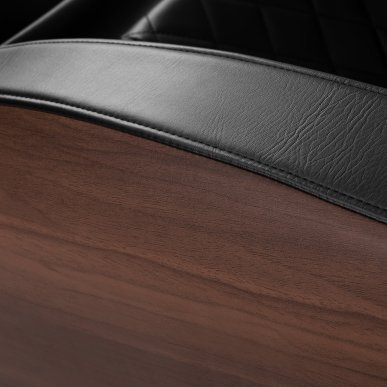 Massagestoel Sakura 305 Wooden Leather voor professionele wellness, ontspanning en herstel in salon en praktijk