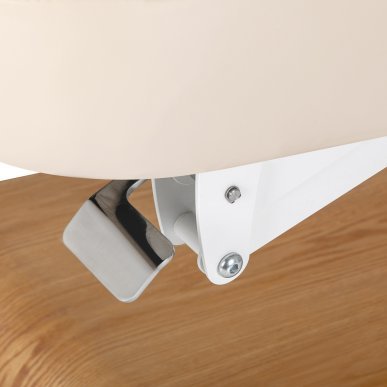 SPA-ligstoel Sillon Relax crème met lichtbruine basis voor massage, ontspanning en professionele wellnessbehandelingen