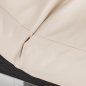 SPA-ligstoel Sillon Comfort crème met zwarte basis voor massage, ontspanning en professionele wellnessbehandelingen