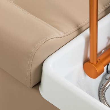 Professioneel Head Spa haarwasbed Gabbiano Maldives beige voor kapsalon, hoofdhuidverzorging en comfortabele salonservice