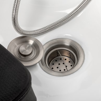 Professionele kapperswasunit Omega Marina beige met stoel voor comfortabel werken, wassen en een verzorgde saloninrichting