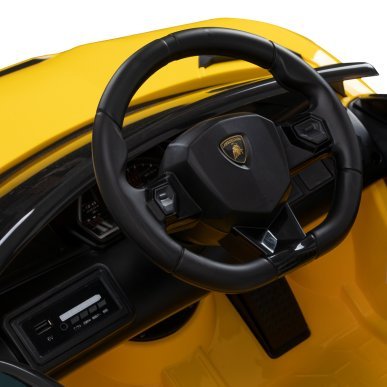 Kinderkappersstoel in autovorm Gabbiano Lamborghini voor kapsalon, barber en beauty studio met comfortabele klantpositie
