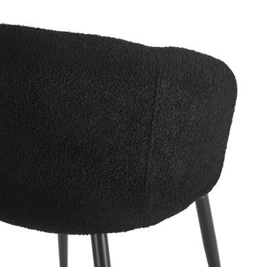 Professionele stoel 4Rico Asola zwart met sherpa bekleding, armleuningen en zwarte poten voor salon, receptie en interieur