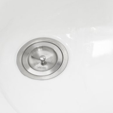 Elektrische kapperswasunit Gabbiano Trycho 2 zwart met elektrische verstelling en voetbediening voor salon en trichologie