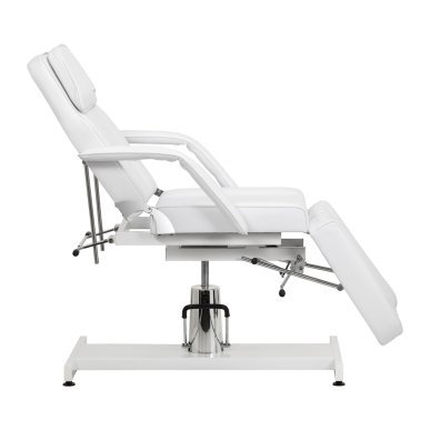 Hydraulische pedicurestoel Sillon 210 wit met schommelfunctie en gedeelde voetsteun voor salon en podotherapie