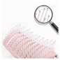 Brosse à cheveux rose poudré – effet racines, coiffage & massage Brosse à cheveux rose poudré – effet racines, coiffage & massage