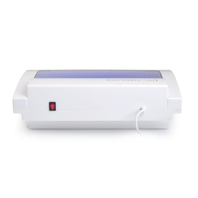 Professionele UV-C-sterilisator blauw voor desinfectie van cosmetische en kappersaccessoires in salon en beautypraktijk